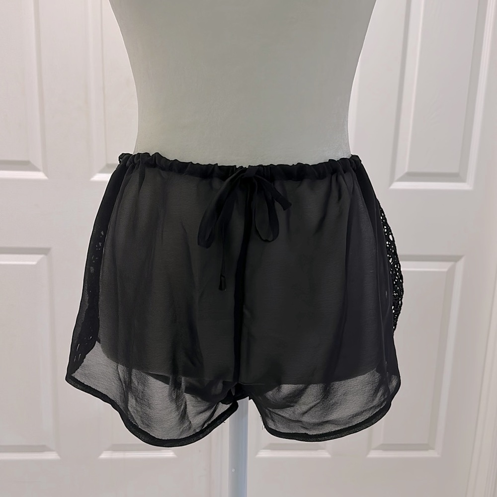 ✨NWOT✨ GUESS Swim Cover Up Shorts